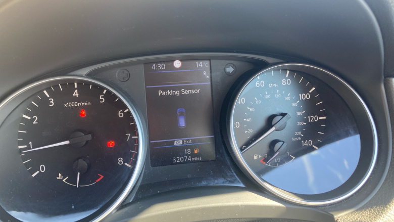 Nissan Qashqai 1.3 DiG-T 160 N-Connecta 5dr Petrol Hatchback